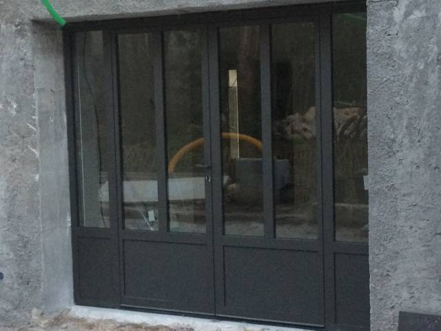 installation d'une Porte verrière, style industriel Toulon var 
