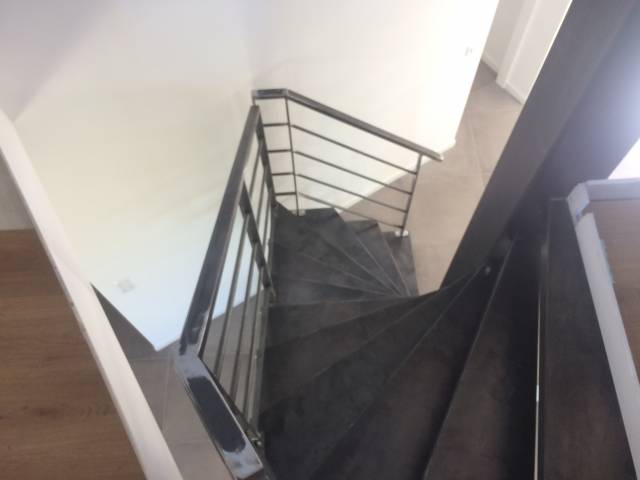 Escalier acier