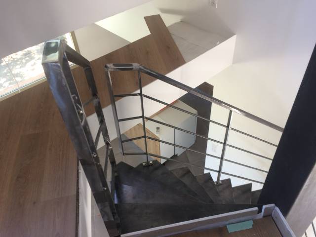 Escalier acier